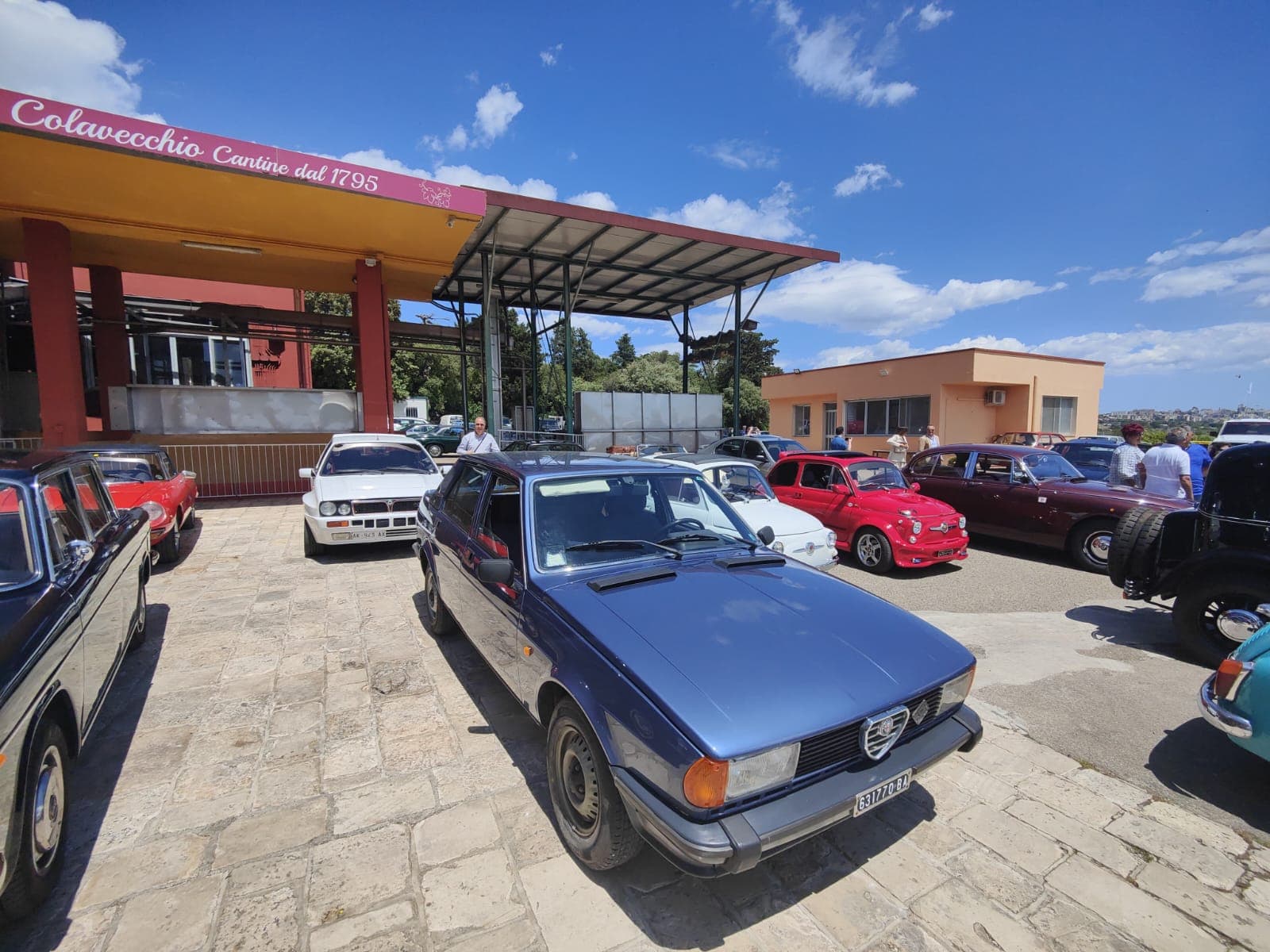 Momento conviviale durante un evento del Club Link Motors